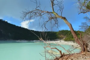 White Crater Bandung